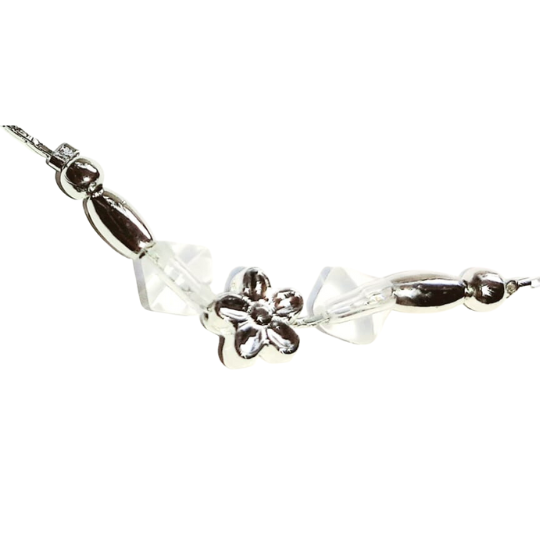 Crystal flower themed bracelet